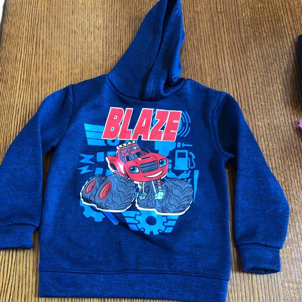 BLAZE HOODIE